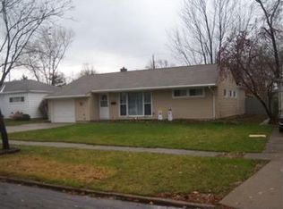 9763 Manorford Dr, Parma Heights, OH 44130