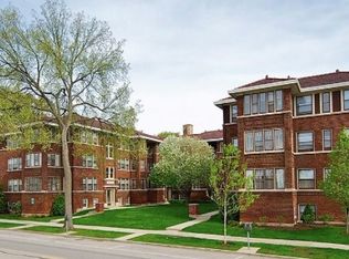 426 Lake St APT E2, Oak Park, IL 60302