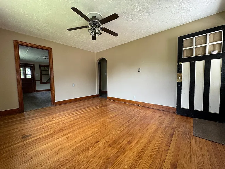 415 N Walnut St #1 — Photo 11