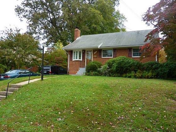 1st image of 7207 Wayne Dr