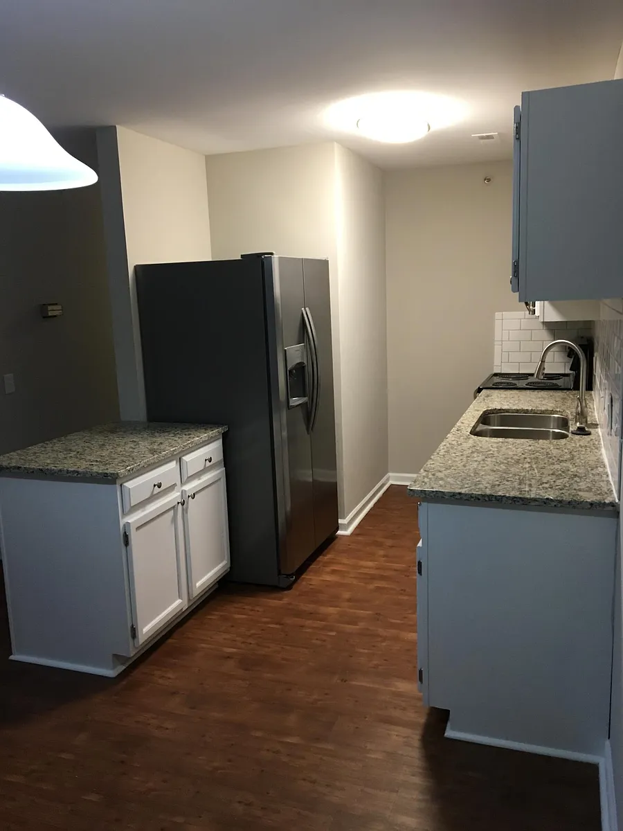 Building Photo - 251 Simpson Ave #219