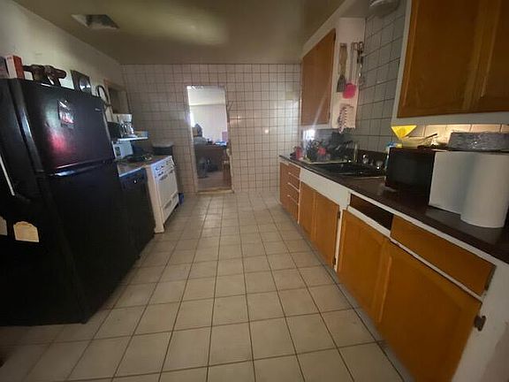 2nd image of 13247 E Avenue W6