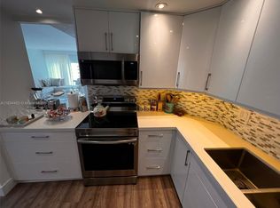 500 Bayview Dr APT 1021, Sunny Isles Beach, FL 33160