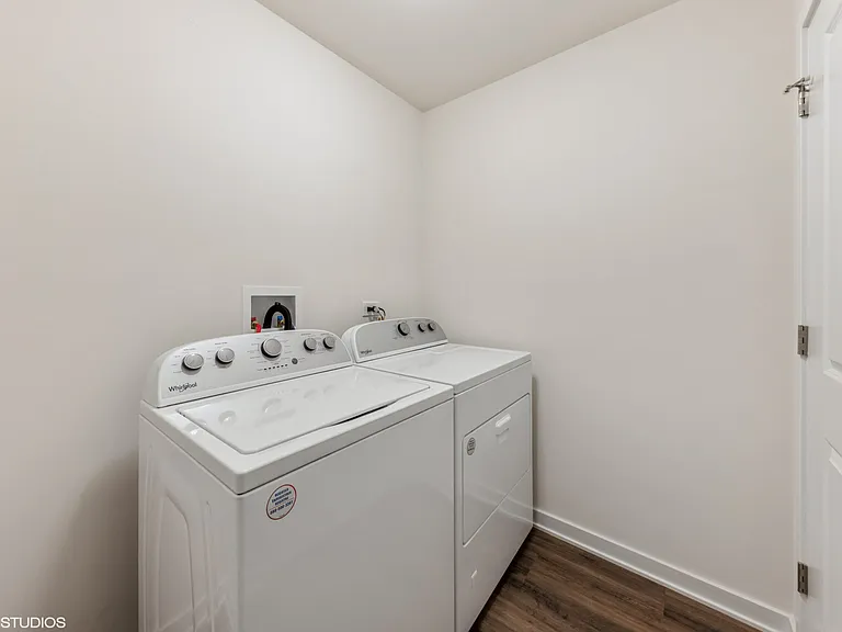 29 Olympus Dr — Photo 9