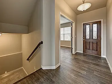 5 bed, 3.5 bath, 3400 sqft, $3,350 — Photo 3