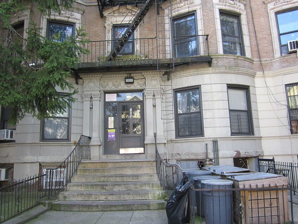 1st image of 122 Fenimore St #2B