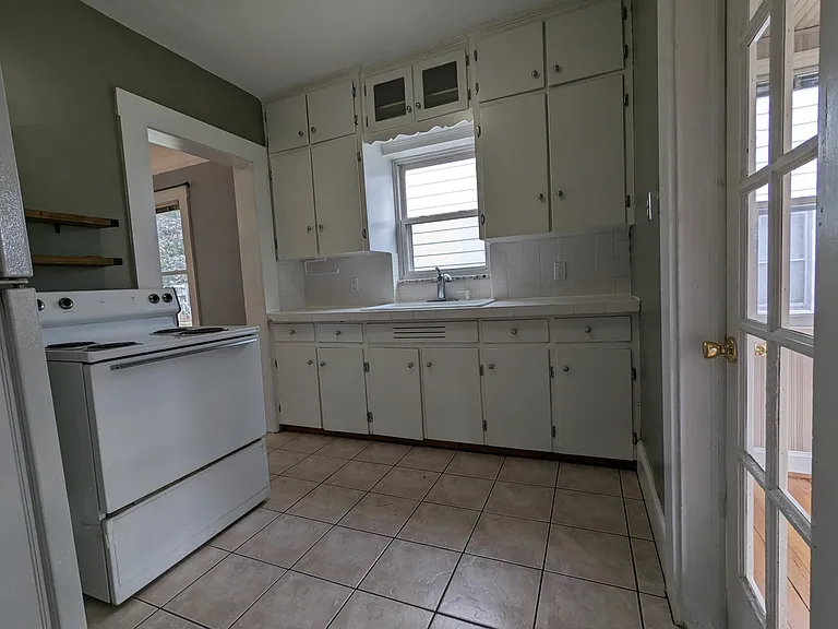 3146 Grayson St — Photo 17