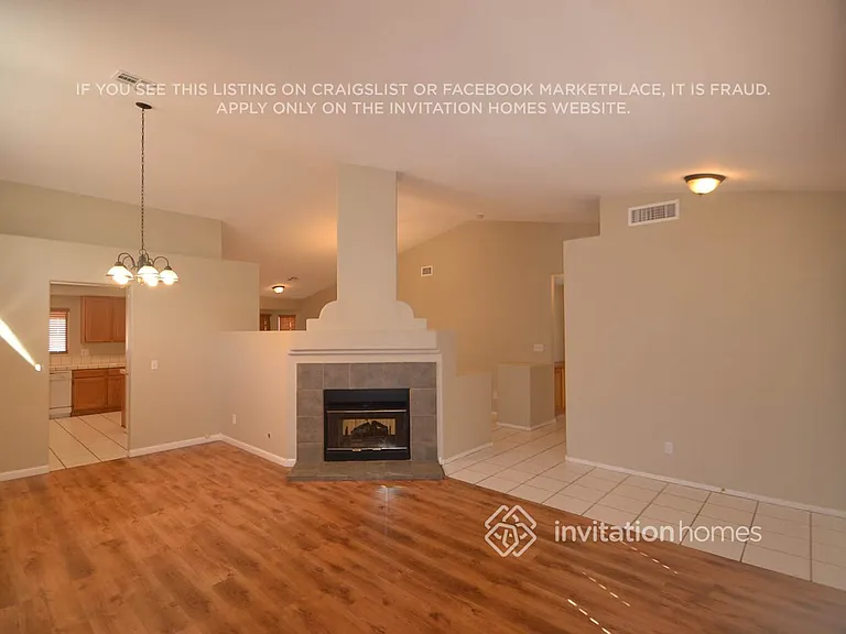 2733 Mistfull Ct — Photo 2