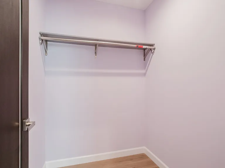 6550 Beeman Ave — Photo 21