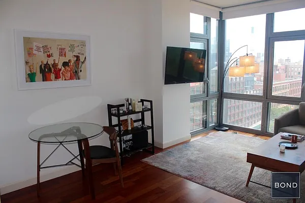 Rented by Bond New York | media 16