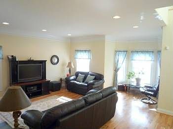 5th image of 90 Phoenix Blvd NW