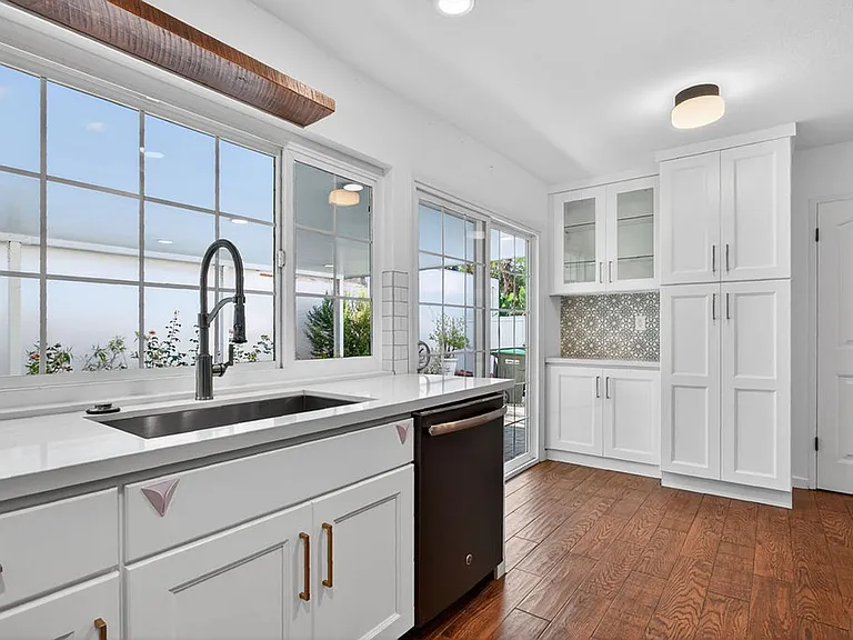 1087 Salinas Ave — Photo 3