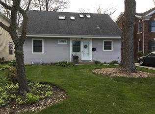 1229 Colgate St, Wilmette, IL 60091