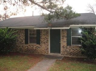1208 N Pine Dr, Shreveport, LA 71107