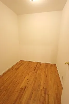 Rented by Compass | media 32