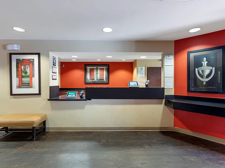 Lobby and Guest Check-in