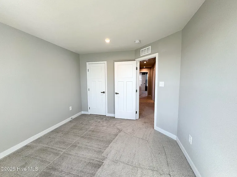 106 Mizzen Way #B — Photo 6