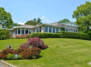 117 Deerhurst Rd, Scarsdale, NY 10583