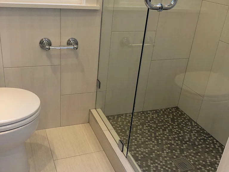 68 N 10th St #4 — Photo 3