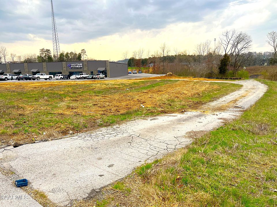 1st image of 3610 Highway 411