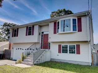 40 Pennsylvania Ave, Cumberland, RI 02864