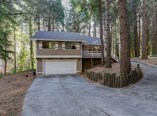 230 Woodpecker Ln, Nevada City, CA 95959
