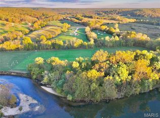 31 Cloud Ln, Lebanon, MO 65536