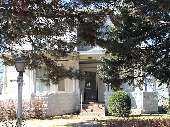 3rd image of 2218 Avenue E
