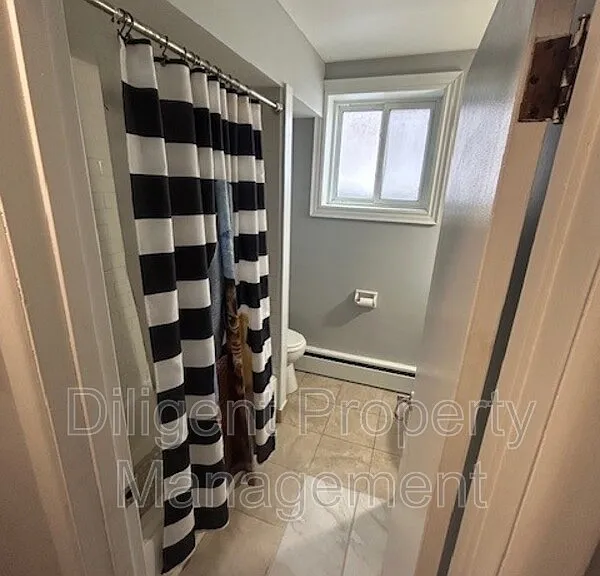 164 Westmount St #1 — Photo 6