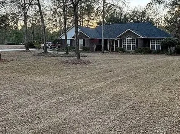 1258 Sportsman Dr, Manning, SC 29102