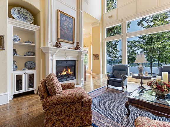 4th image of 4547 Cascades Shoreline Dr