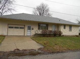 900 Lindsey St, Piqua, OH 45356