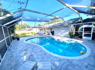 7408 Meadow Dr, Tampa, FL 33634