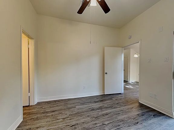 4th image of 8867 Golden Sunshine Dr