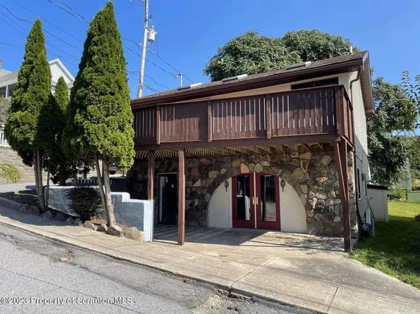 1308 Wood St, Scranton, PA 18508