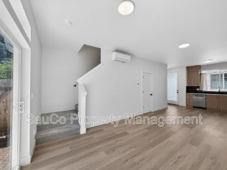 5032 NE 14th Ave #2 — Photo 13