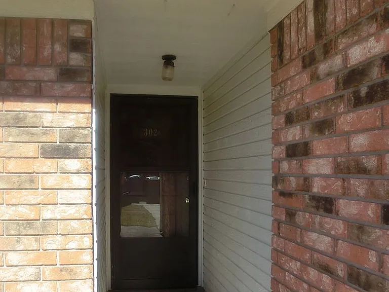 302 Sorrel Dr. — Photo 2