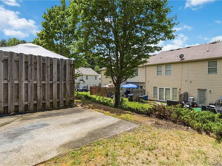4401 Stone Gate Way — Photo 27