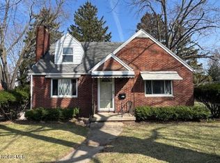 2430 Secor Rd, Toledo, OH 43606