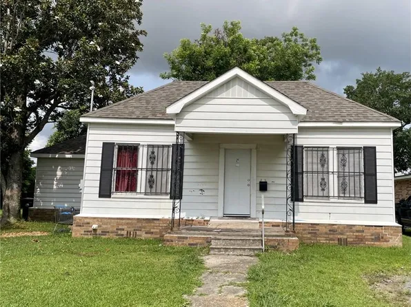 2318 Elms St, Lake Charles, LA 70601