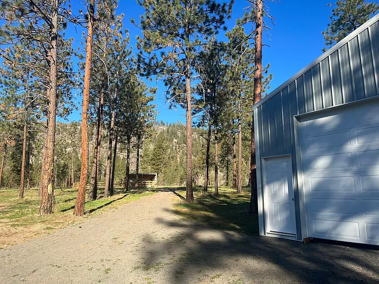 7276 Highway 291 — Photo 23