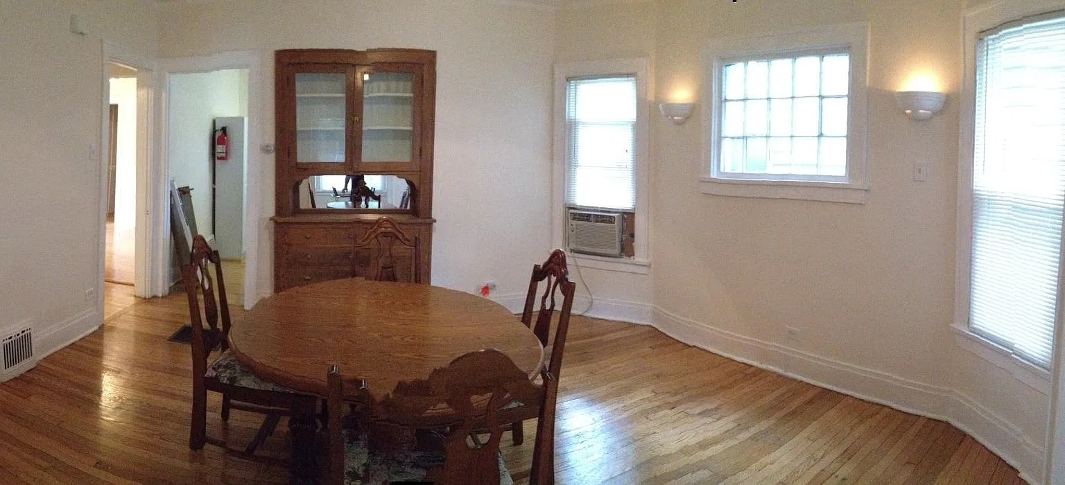 1119 Foster St — Photo 3