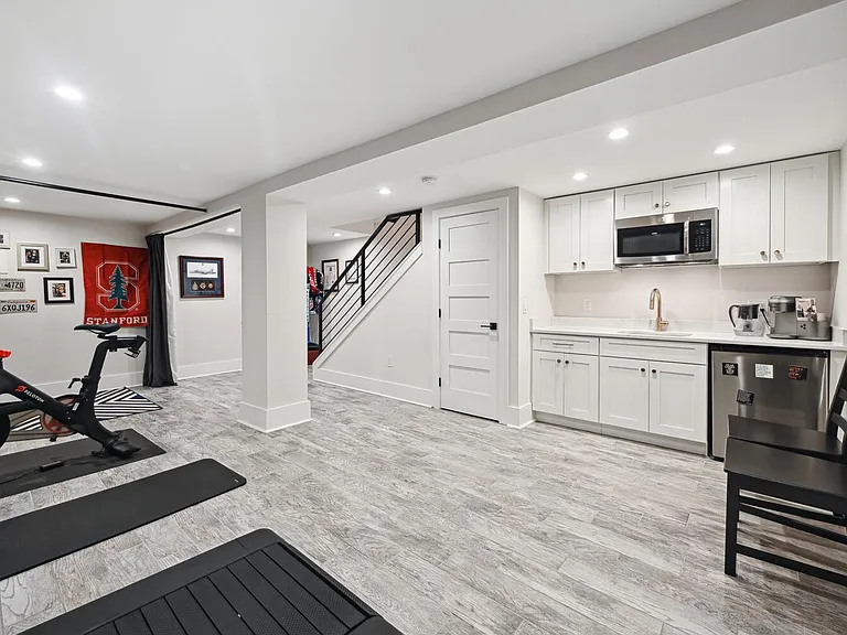 1145 5th St NE — Photo 28