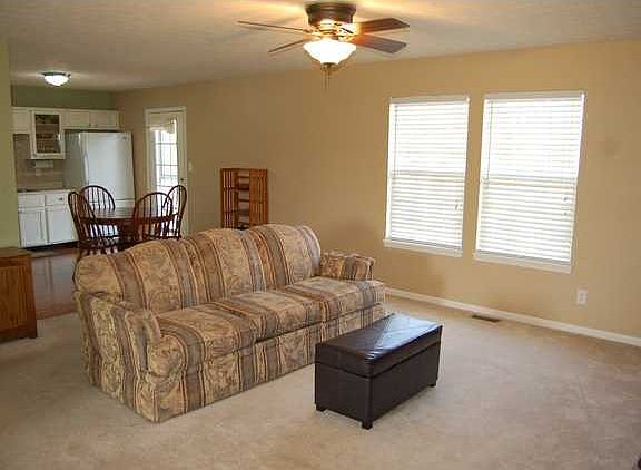 4th image of 346 Dogwood Dr