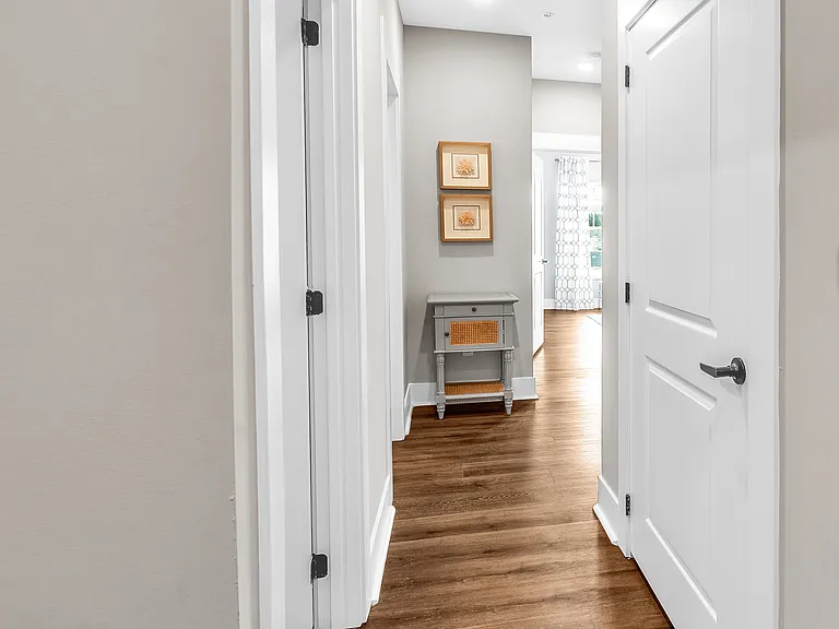 Pointe Villas Bergen Woods — Photo 9