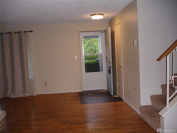 5th image of 11812 100th Avenue Ct E
