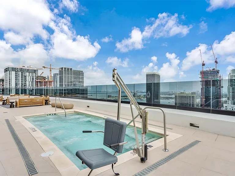 225 N Miami Ave #1709 — Photo 41