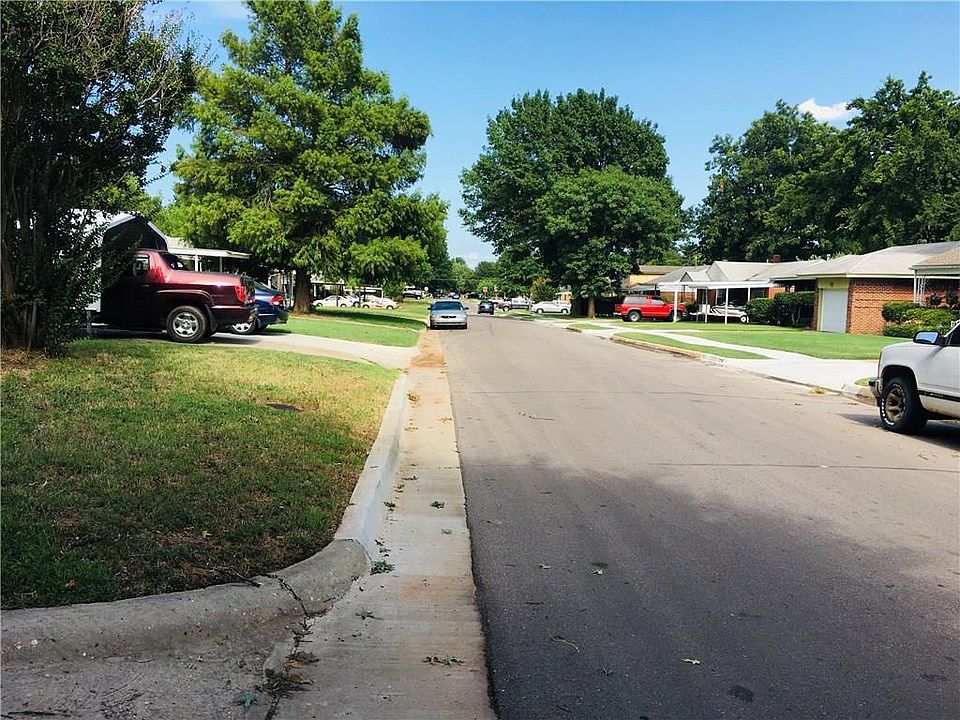1st image of 737 SW 49th St