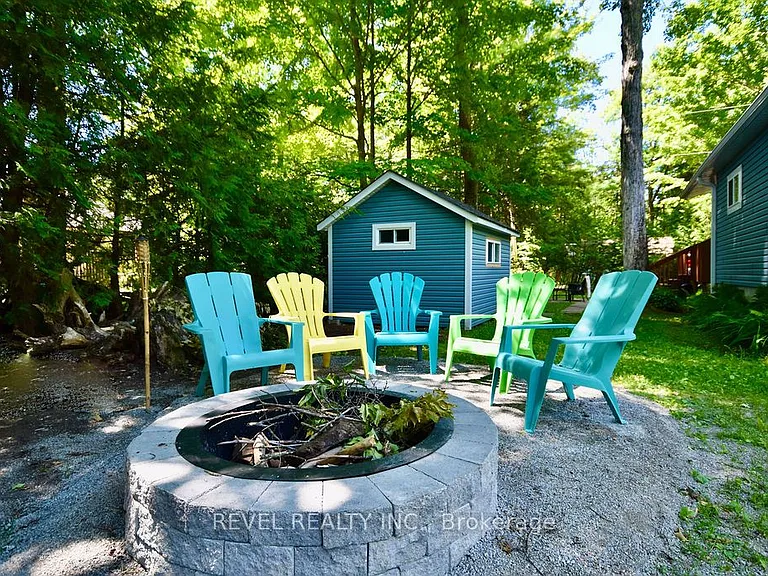 39 Domar Rd — Photo 30