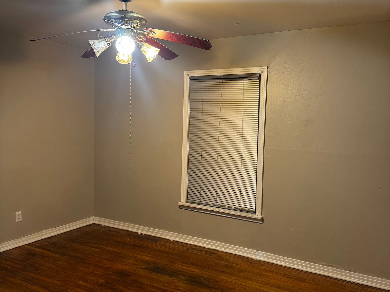 3 bed, 1178 sqft, $1,350 — Photo 3